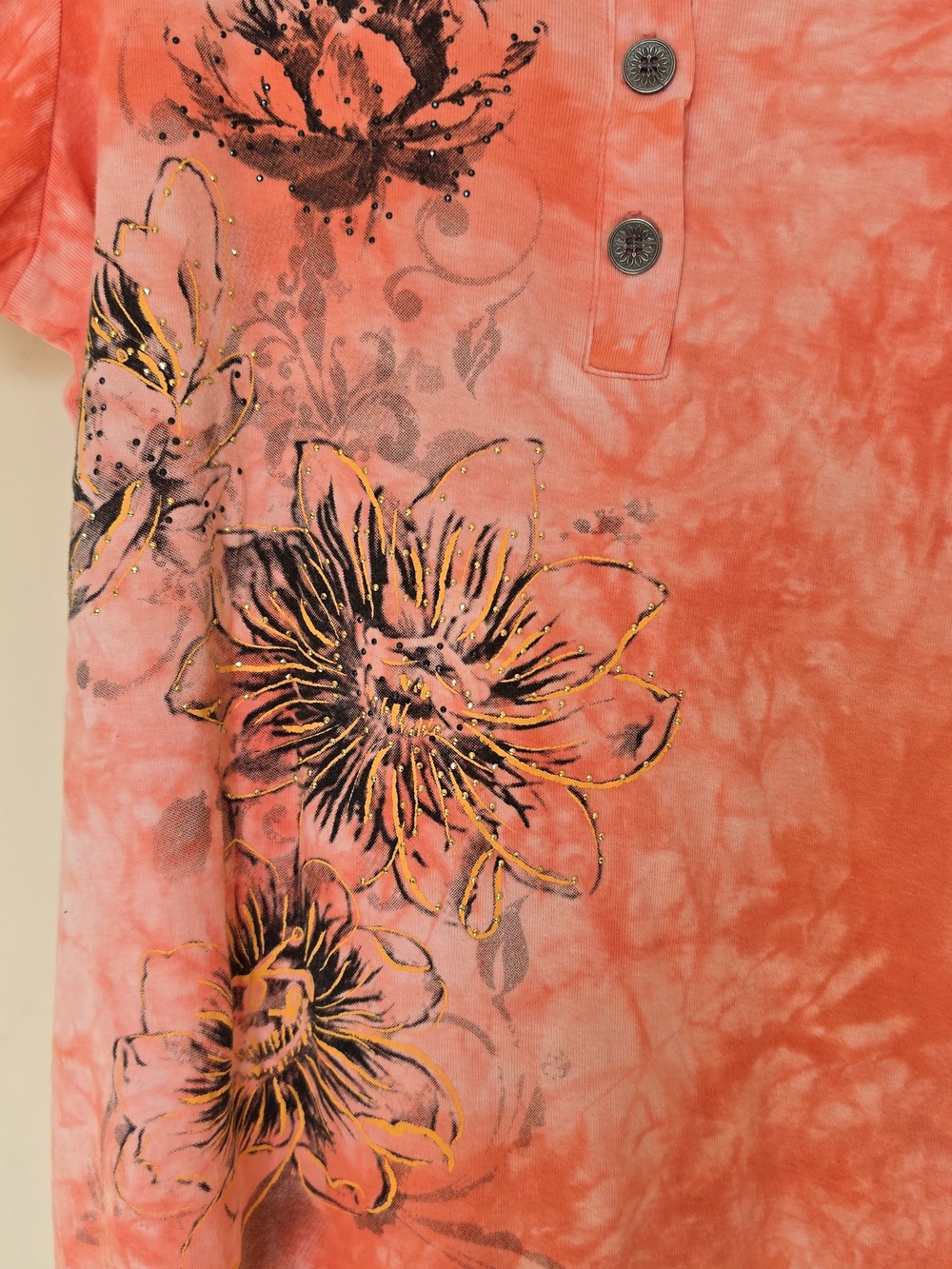 Coral Tie-Dye Floral Henley Tee - Picture 2 of 4